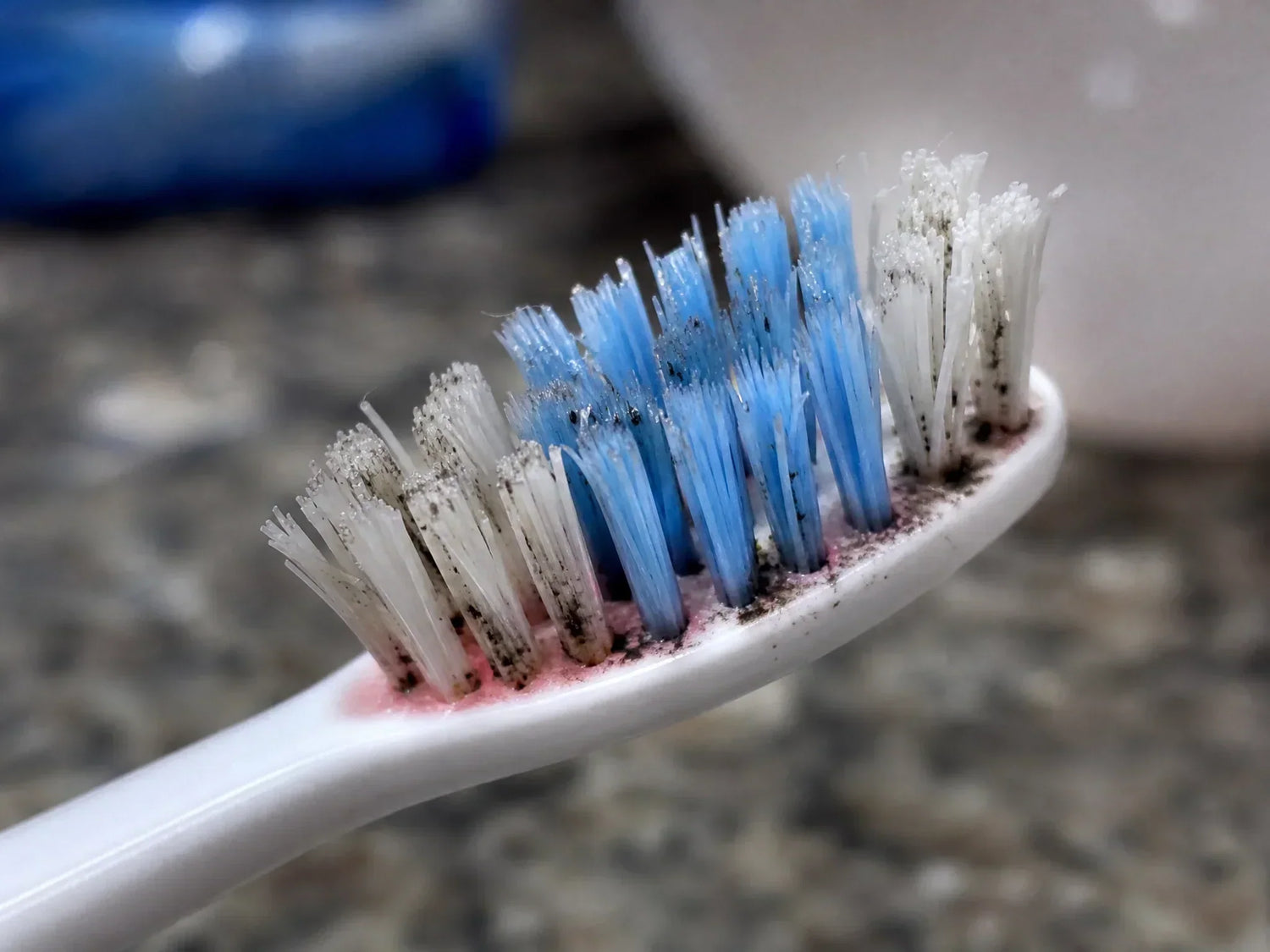 Mold on Toothbrush: Risks, Cleaning, and Prevention Guide